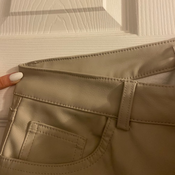 Cream colour, H&M leather pants - Picture 6 of 9